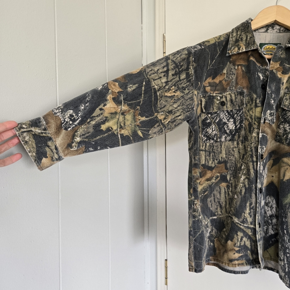 Cabela's Camo Button Up Shirt Kids 12 - Picture 2 of 9